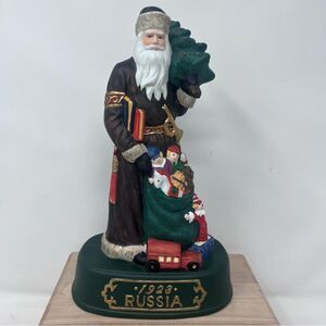Grandeur Noel 1923 Russia Santa of the World Hand Painted Porcelain Collectiible